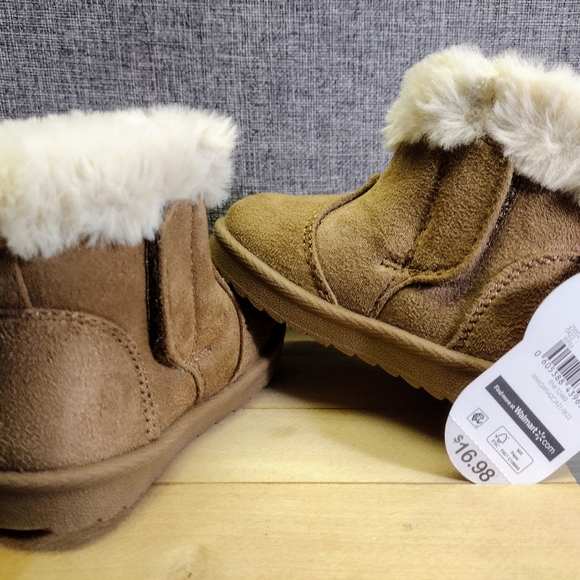 Wonder Nation Baby Girl Faux Fur/Faux Suede Faux Shearling Toddler Boots Size 3 - Picture 4 of 14